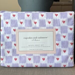 NEW QUEEN SIZE CUPCAKES & CASHMERE Valentines hearts check Sheet Set